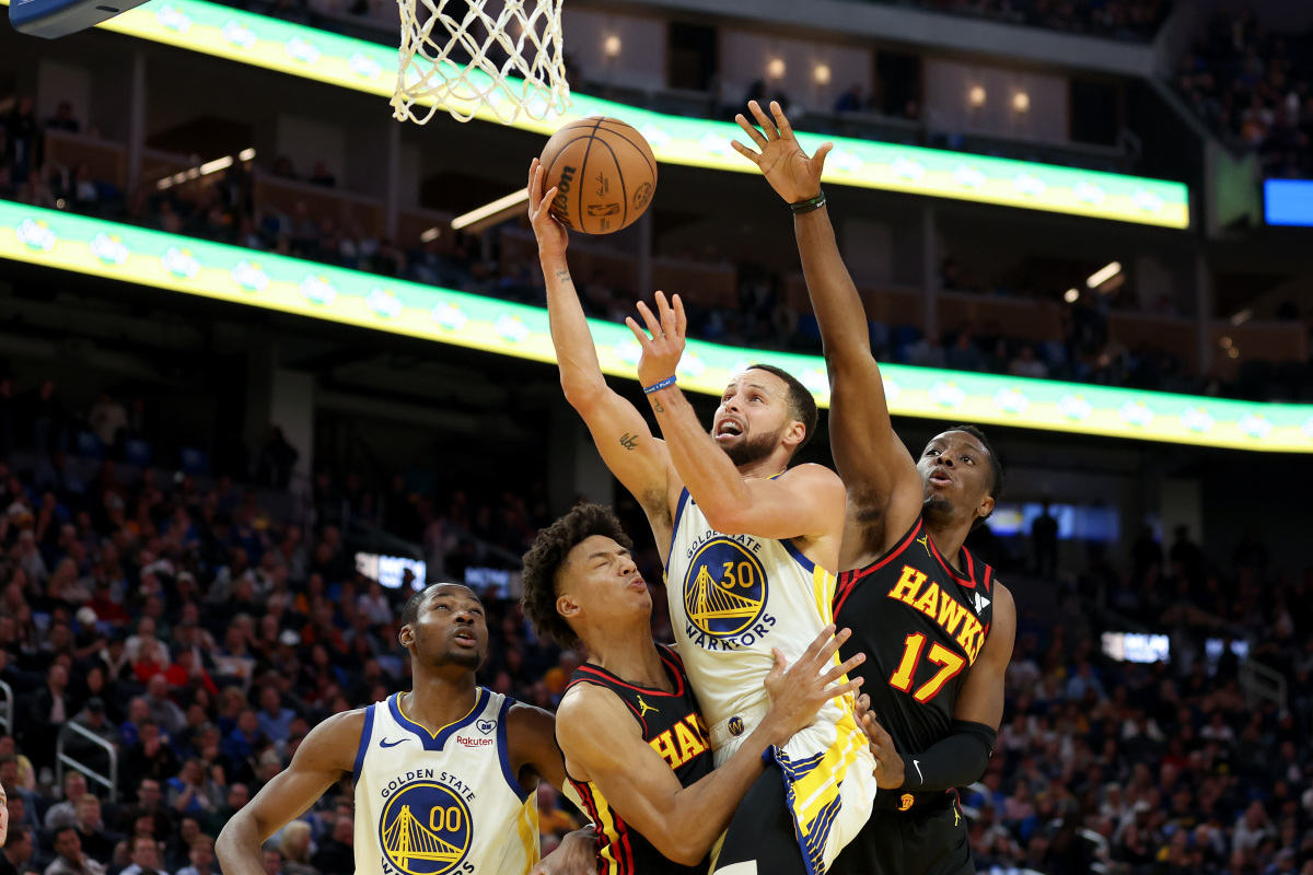 IM电竞官方-新奥尔良鹈鹕迎NBA季后赛关键赛国际米兰临场应变备战国王杯，尤文图斯回应争议备战CBA季后赛瞬间刷屏的简单介绍